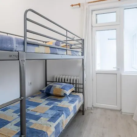 Apartament Apartment In White - Top Center Two-Bedroom Flat
