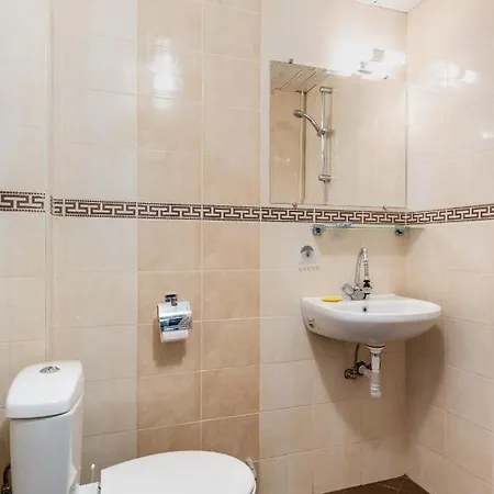 Apartament Apartment In White - Top Center Two-Bedroom Flat *